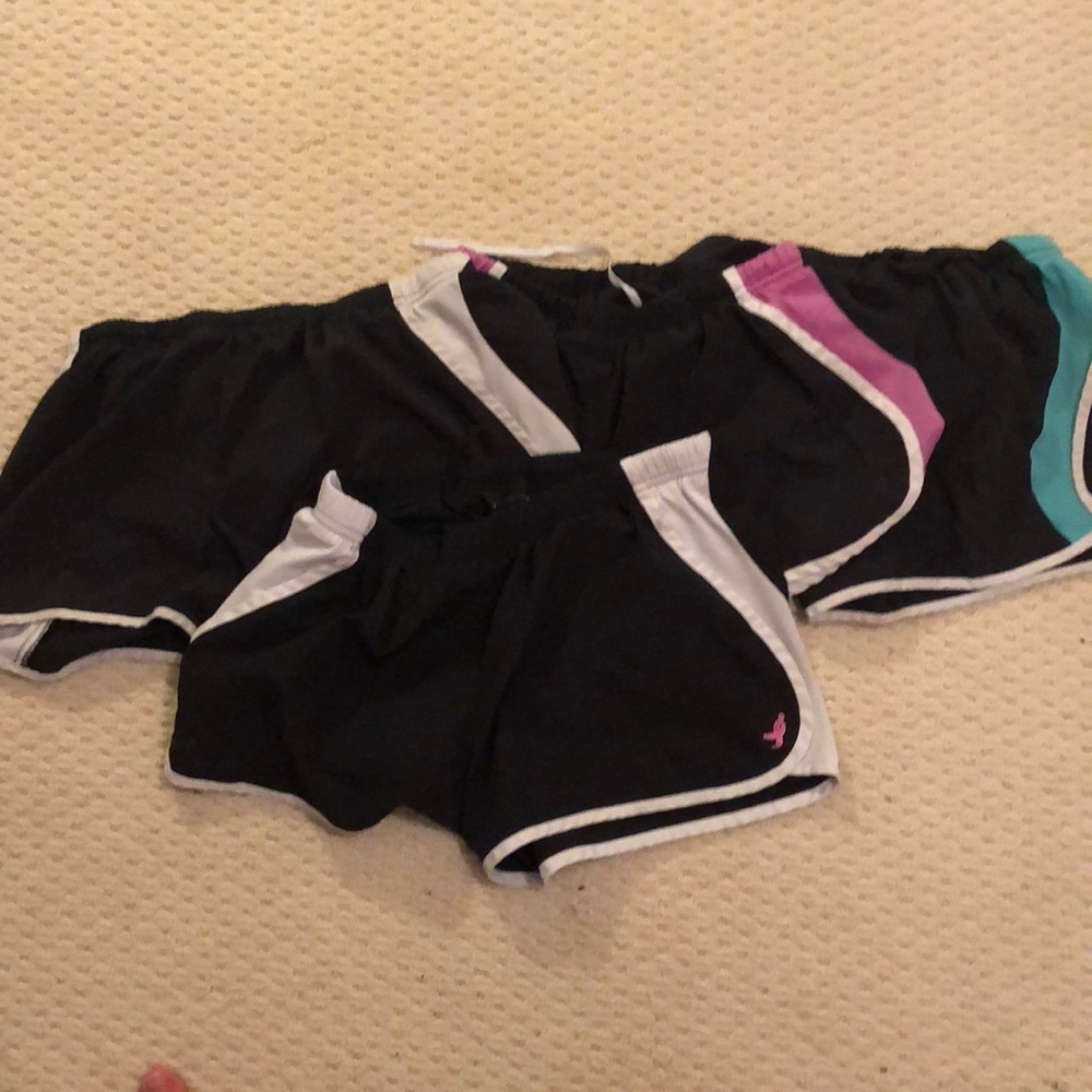 4 pairs of new balance shorts
